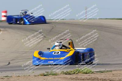 media/Apr-30-2022-CalClub SCCA (Sat) [[98b58ad398]]/Group 6/Race (Outside Grapevine)/